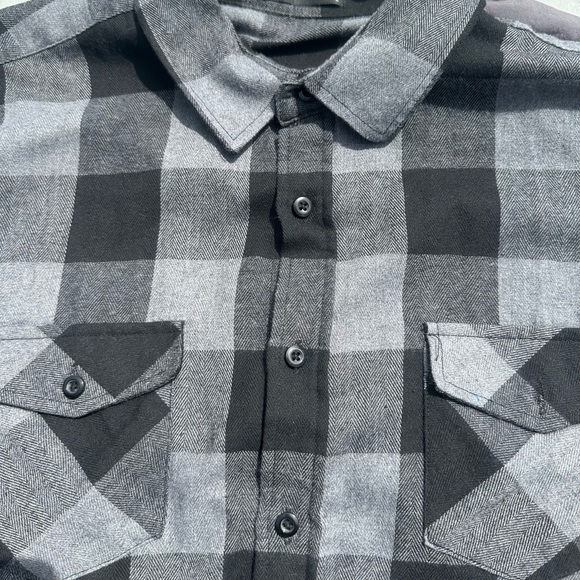 Tony Hawk and mcedar Button-Up Shirts sz L - Picture 4 of 9